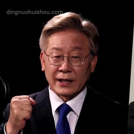 国内搜打撤争霸，百度领先策略解析